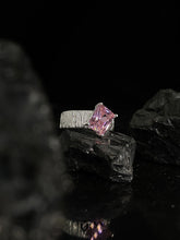 Arzonai Korean version of ins personality exaggerated fashion niche design high-end zircon pink diamond cold wind index finger ring female
